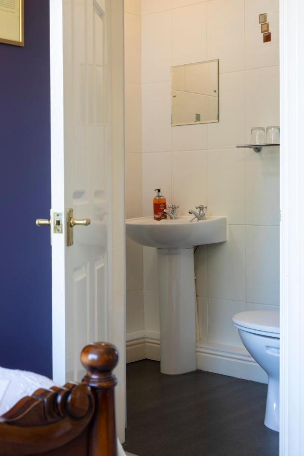 Wynnstay House Harrogate Esterno foto